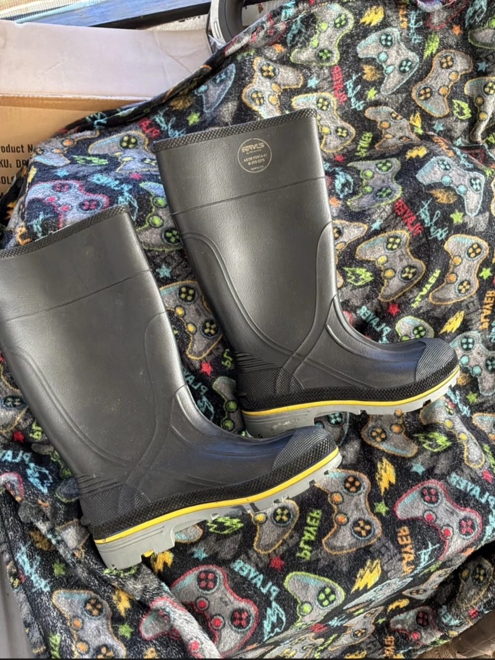 HONEYWELL SERVUS Steel-Toe Rubber Boots, Servus XTP Size 11